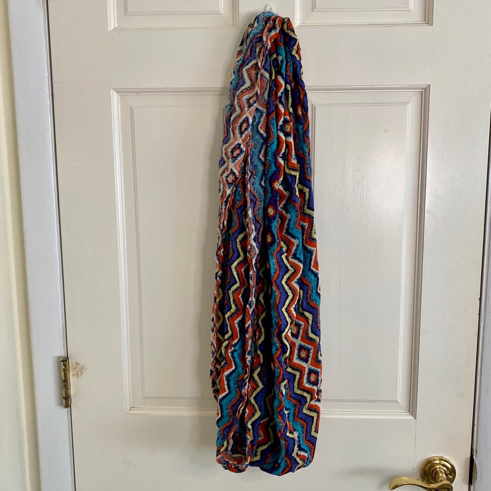 Francescas Geometric Infinity Scarf